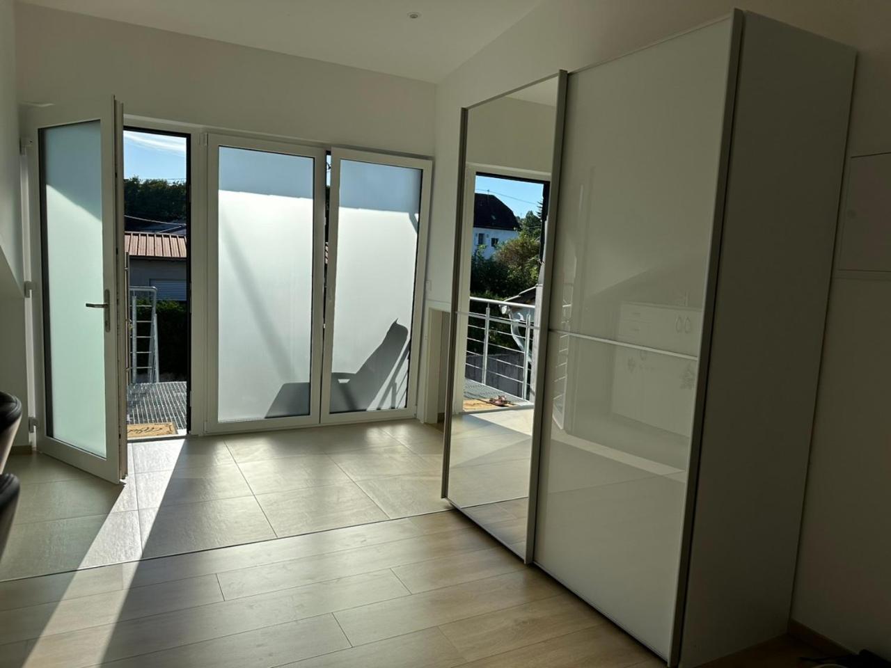 Grosse Ferienwohnung Gaestehaus Neubau Merzig 120M2 Extérieur photo