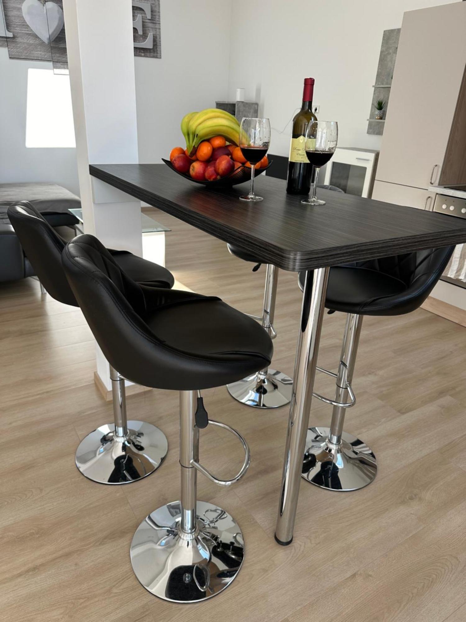 Grosse Ferienwohnung Gaestehaus Neubau Merzig 120M2 Extérieur photo